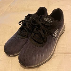 New Sketchers AirCooled Memory Foam Shoes Size 8 wide fit.